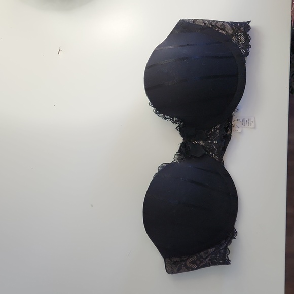 Felina~Black lace Strapless Bra. Size 34B - Picture 1 of 6